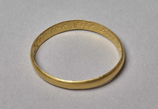 Gold posy ring from Modbury added to City’s treasure collections