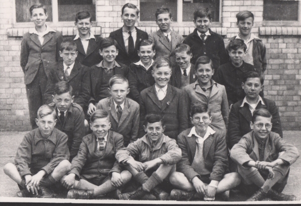 WWII conections with work experience pupils school in town