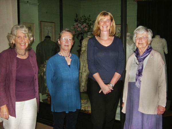 Totnes MPs visits Totnes Fashion and Textiles Museum