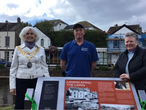 Heritage Trail opens in Dawlish
