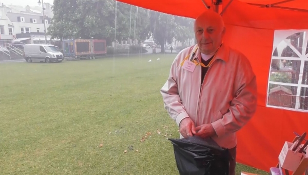 Summer Starts Here !   Oh crikey