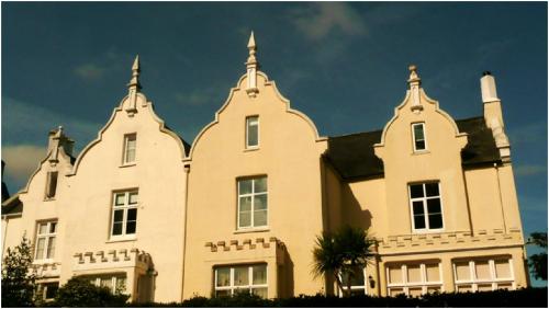 Architectural Walking Tours of Newton Abbot
