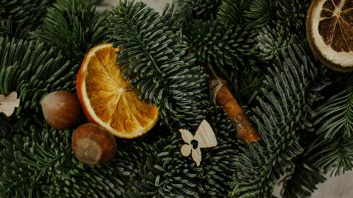 Yule Wreath Making Workshop   Family Session