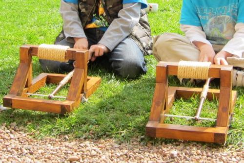 Castle siege: make a medieval trebuchet