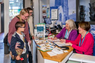 Paid Vacancy: Curator (Maternity Cover)