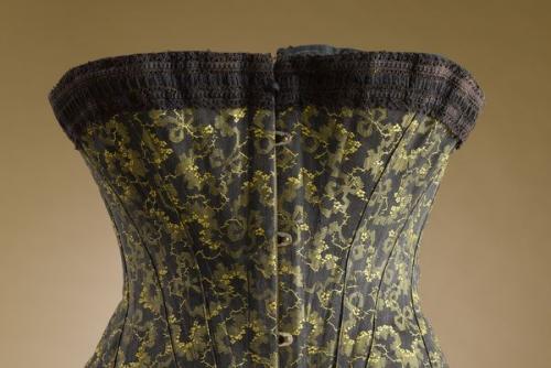 Short course   Straight Laced: Corsetry through the ages